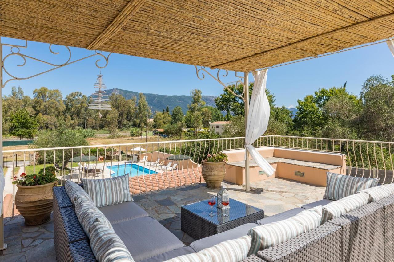 Villa St Nicholas House With Private Heated Pool 达西亚 外观 照片